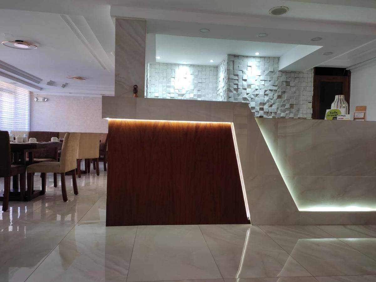 קיטו La Carolina Inn מראה חיצוני תמונה
