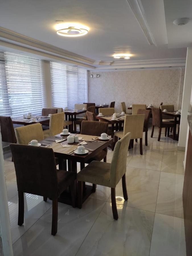 קיטו La Carolina Inn מראה חיצוני תמונה