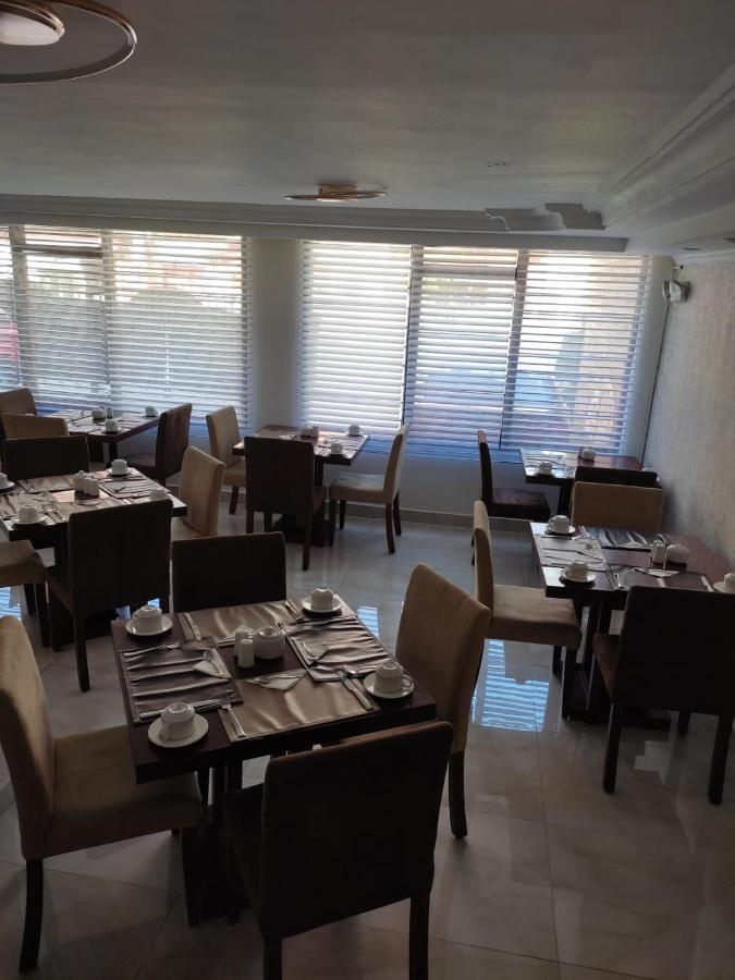 קיטו La Carolina Inn מראה חיצוני תמונה